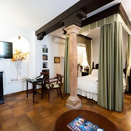 Soho Boutique Palacio San Gabriel 호텔